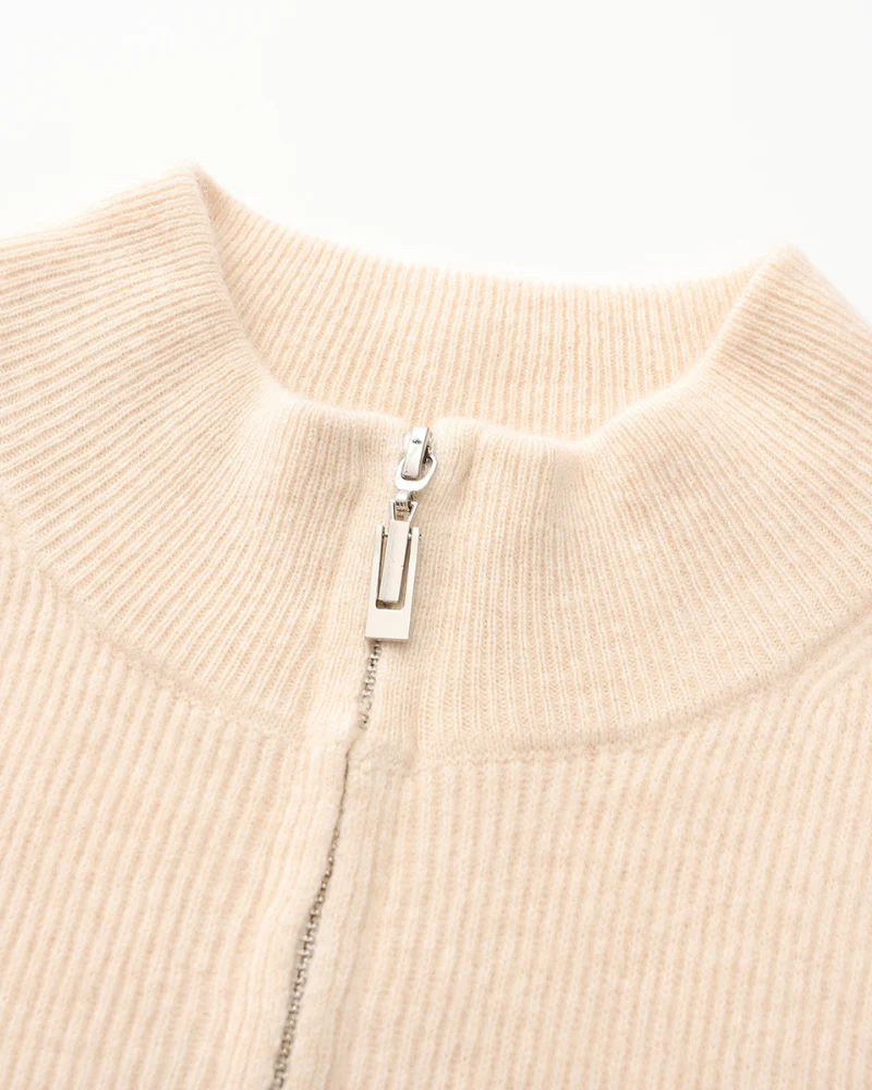 100% Cashmere Vest - Image 5